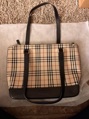 Authentic Burberry Tan Nova Check Shoulder Tote with Black Trim